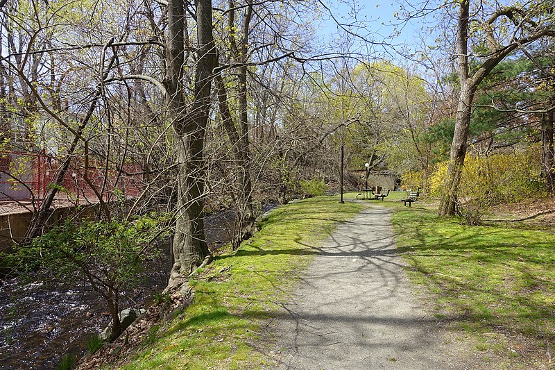 Cooke's Hollow walking path next to Mill Brook